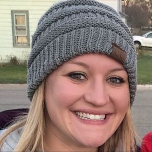 Meet your Posher, Kaci